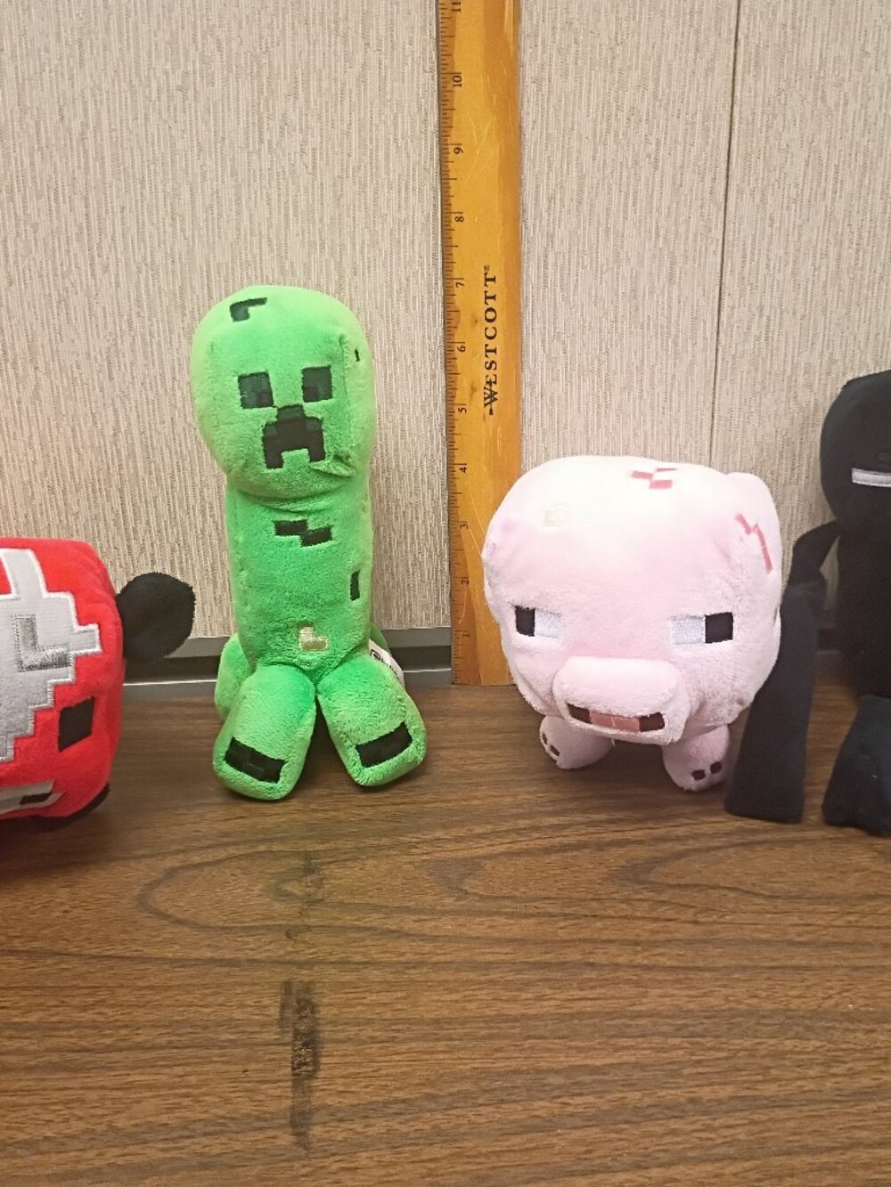 Minecraft Series Plush Set of 4 Baby Pig, Enderman, Baby Mooshroom Cow, Creeper